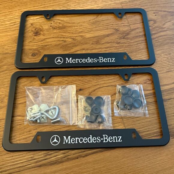 Mercedes Benz License Plate Frame in Flat Black Set of 2 NWT - Picture 2 of 5